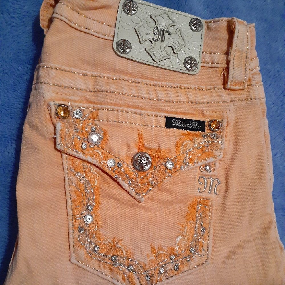 Miss Me Peachy Embellished Distressed CAPRI
